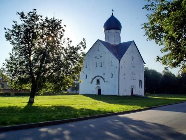 Церковь Спаса Преображения на Ильине улице. 1374 год. Великий Новгород.