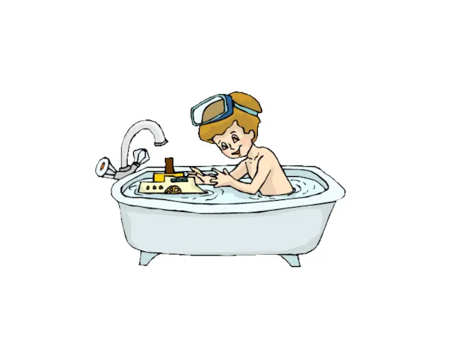 Мальчик купается в ванной
