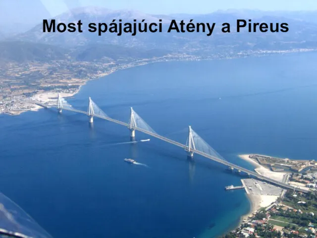 Most spájajúci Atény a Pireus