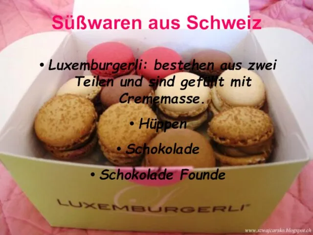 Süßwaren aus Schweiz Luxemburgerli: bestehen aus zwei Teilen und sind gefüllt mit Crememasse.