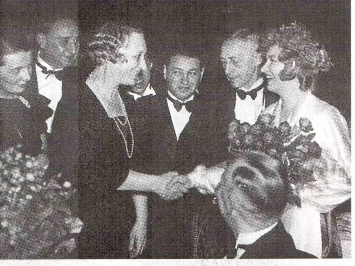 В 1933 году Ивану Алексеевичу Бунину, первому из русских писателей, была присуждена Нобелевская