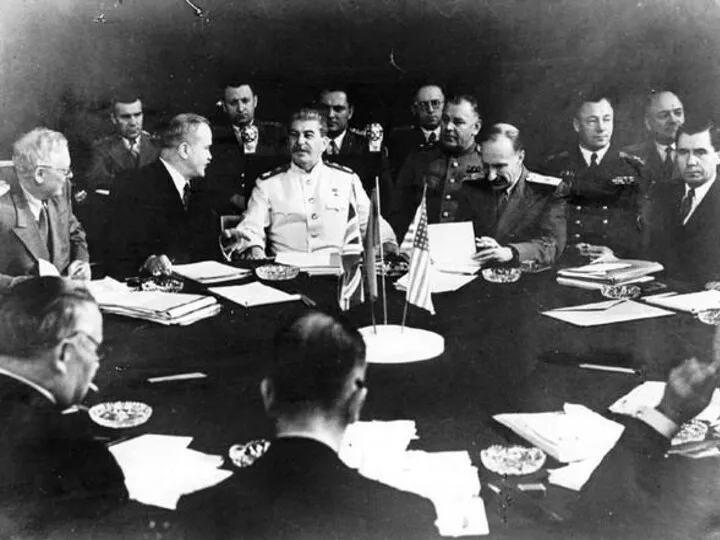 Потсдамская конференция 17 июля — 2 августа 1945 г. в пригороде поверженного Берлина