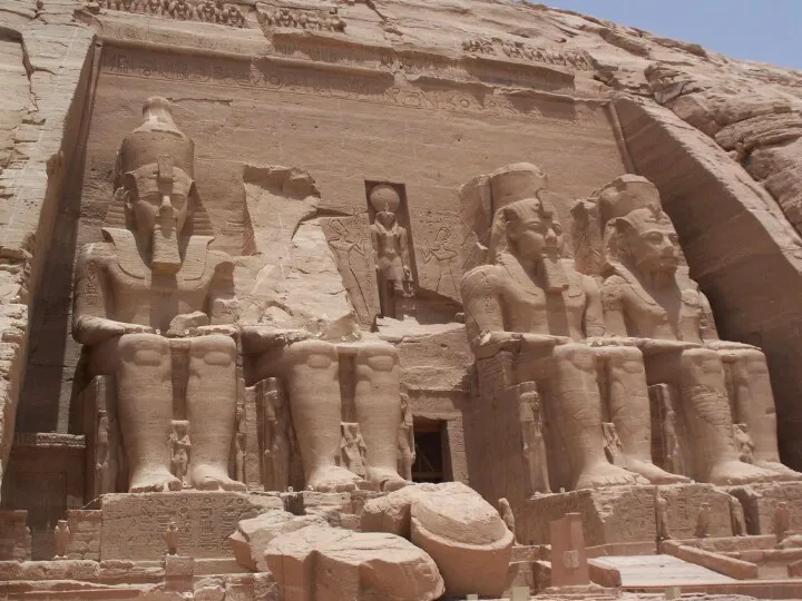 Храм Рамзеса II в Абу-Симбеле. Пер.пол. 13 в. до н.э.