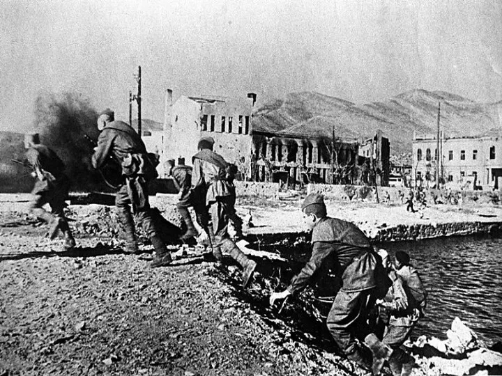 Во время Великой Отечественной войны немецкие войска, наступившие на Майкопском