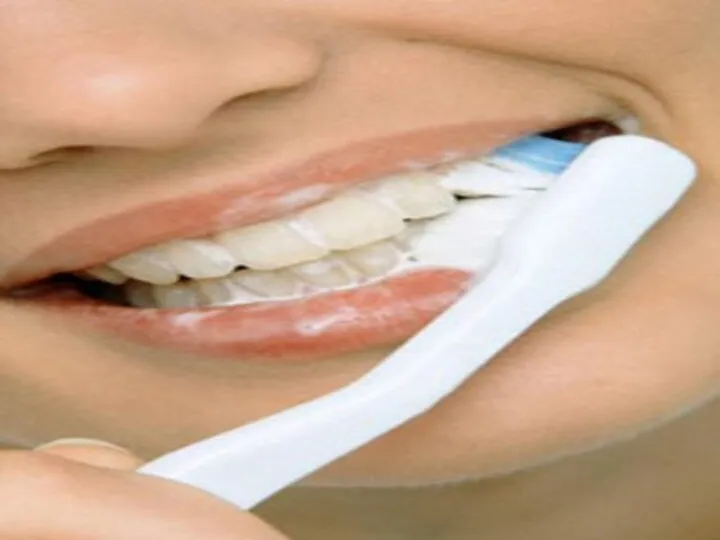 Для чего нужно чистить зубы?